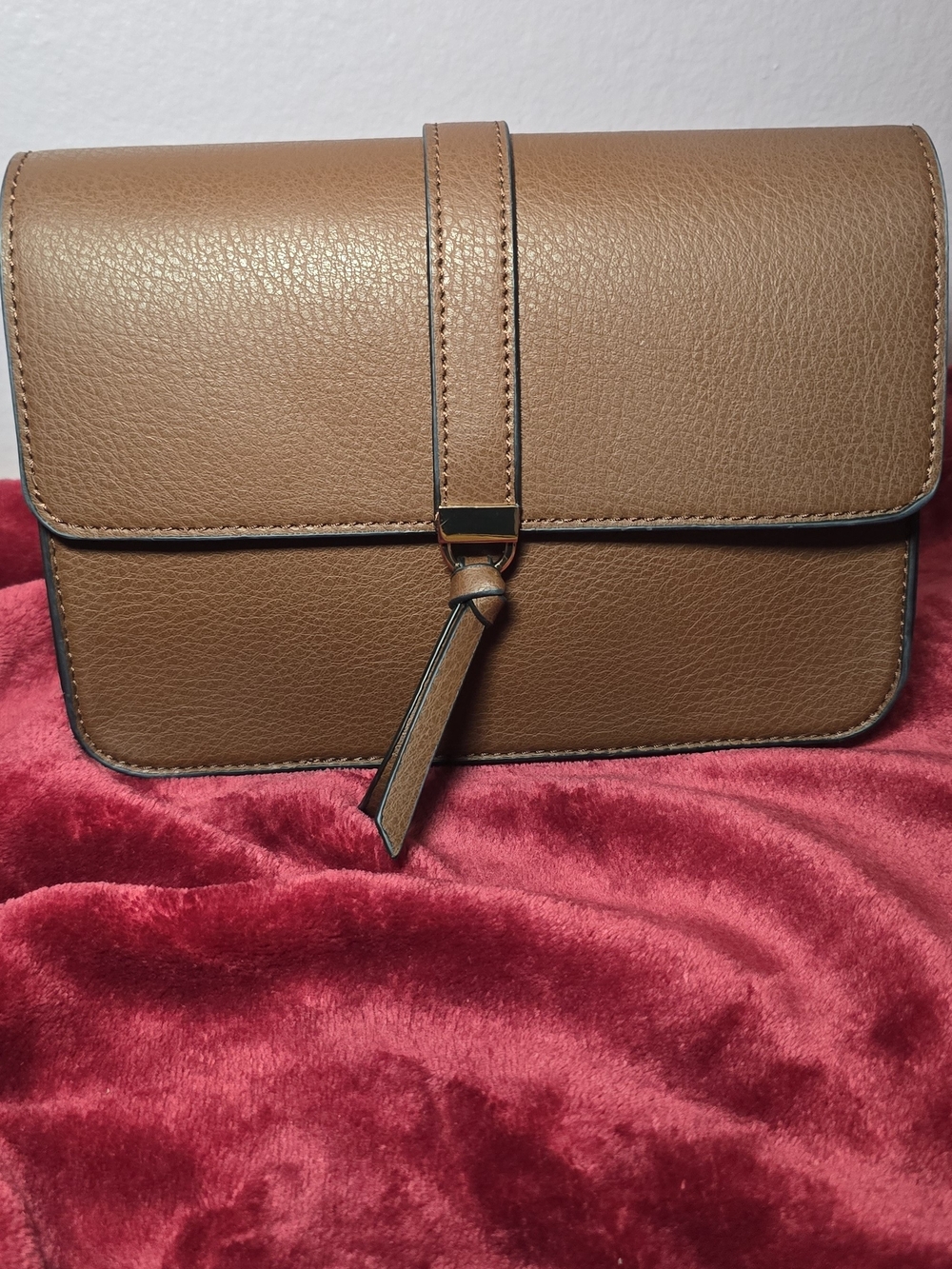 Classic Brown Leather Crossbody Bag